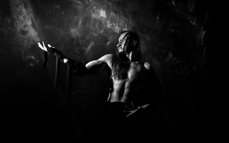6V0A1474 B&W
