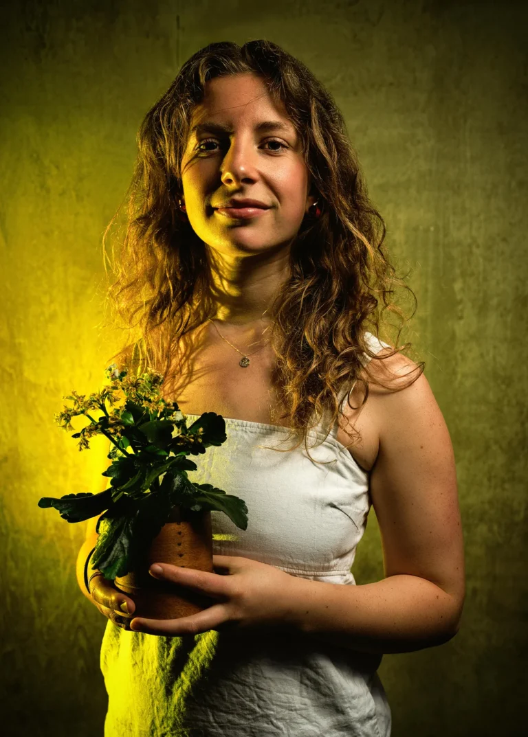 6V0A2661-Edit-Lucy