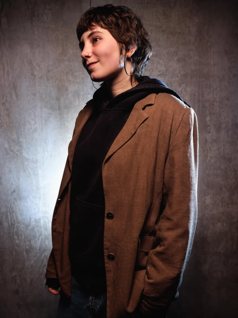 6V0A2917-1-Amelie